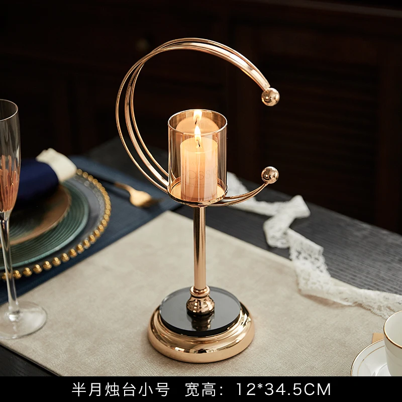 

Cute Elegant Candle Holders Modern Luxury Metal Pillar Candle Holder Nordic Style Portacandele Dinning Table Decoration EA60ZT