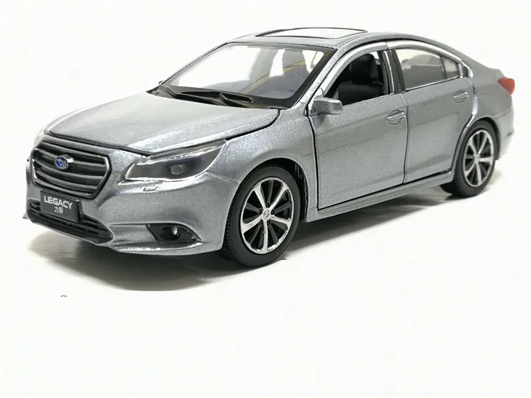 1/32 машиной Subaru шесть двери сплав литье под давлением машина прессформы металла