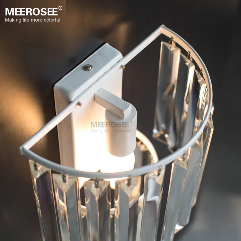 Современный настенный светильник с прозрачными кристаллами белый креативный