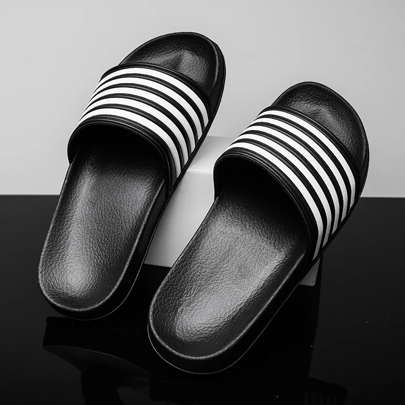 

Soft Designer Fashion Sandy Beach Flip Flop Brand Men's Summer Shoes Indoor Slippers Sandals Outdoor Men New 2021 Thick Bottom