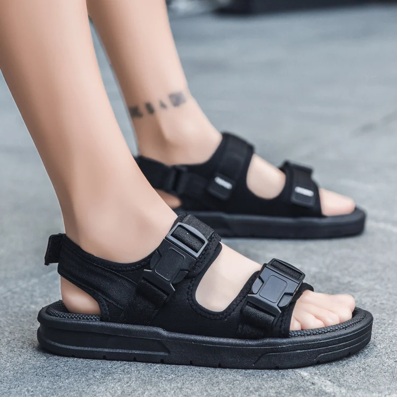 Мужские пляжные сандалии с пряжкой повседневные Модные уличные шлепанцы