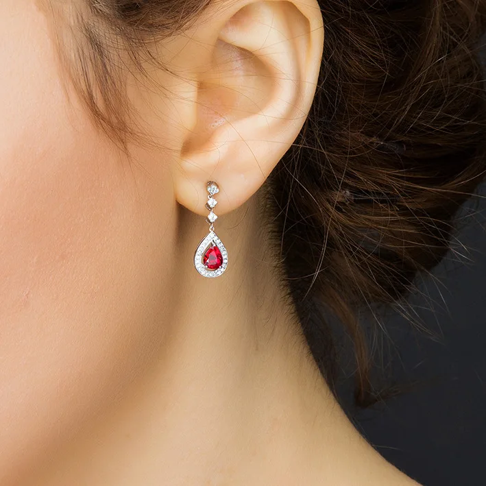 Красные серьги из корунда 925 покрытые сердечками или каплями подвески подарок