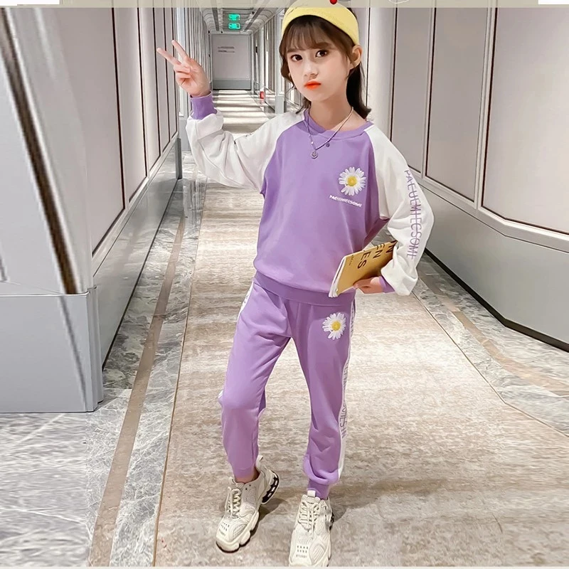 

Комплект детской одежды для маленьких девочек от 2 до 8 лет, новинка 2021, спортивный костюм с принтом, детский спортивный костюм из двух предме...