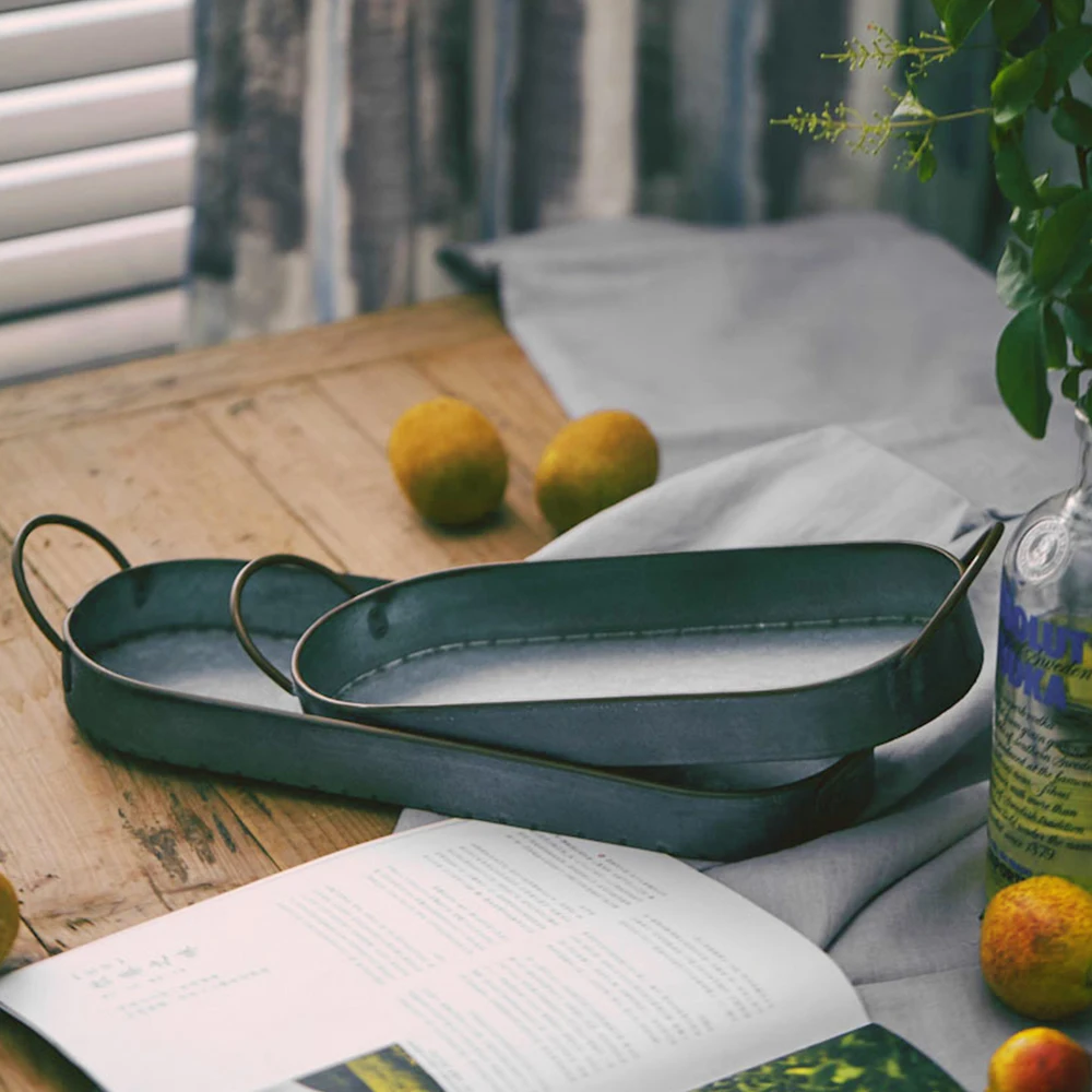 

Old Wrought Iron Bread Tray Retro Metal Basket Dessert Cake Fruit Container with Handle Kitchen Restaurant Table Decor S/L