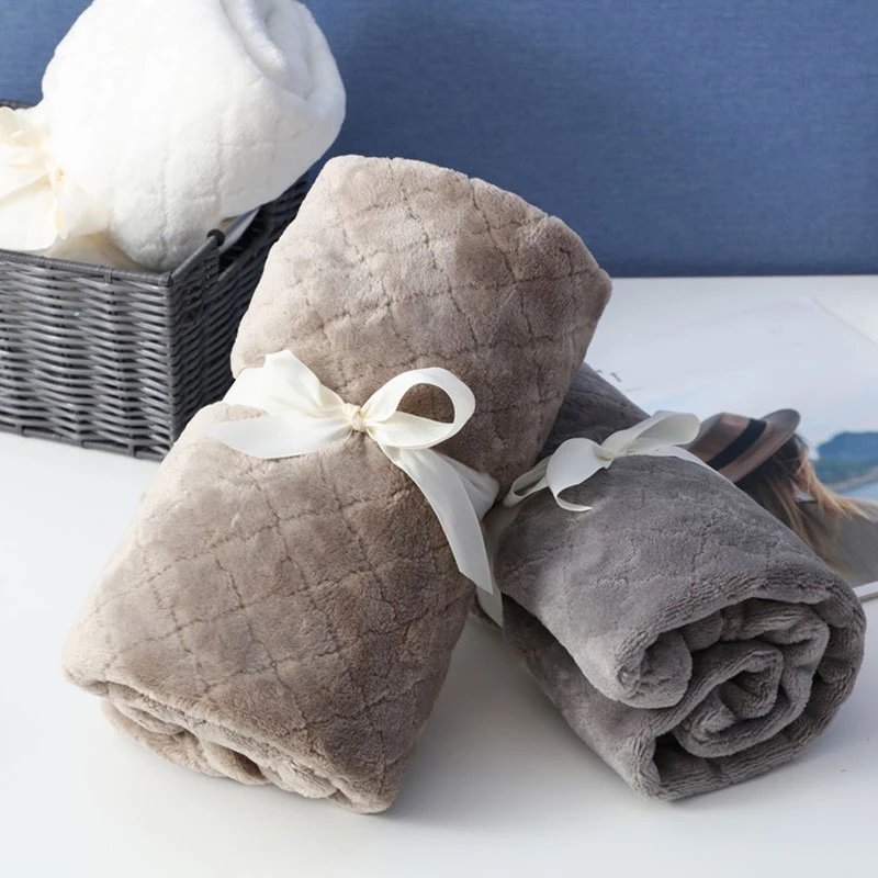 

Warm Plaid Blanket Household Items Soft Comfortable Flannel Blanket Solid Color Blanket Thick Blanket Japanese Style Towel