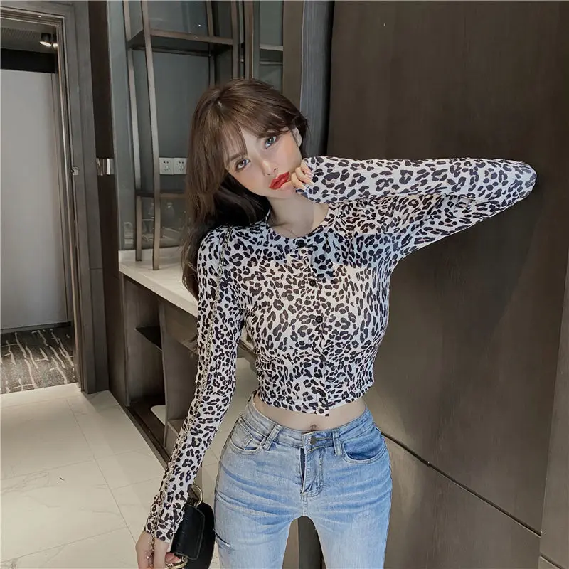 

2021 New Spring Autumn Fashion Leopard T-shirt Women Long Sleeve High Waist Short Shirts Women Clothes Casual Female Y31