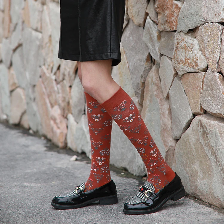 Women Christmas Harajuku Socks Women Hip Pop Style Cool Socks Winter Sock Vintage Print Colorful Knitted Long Socks