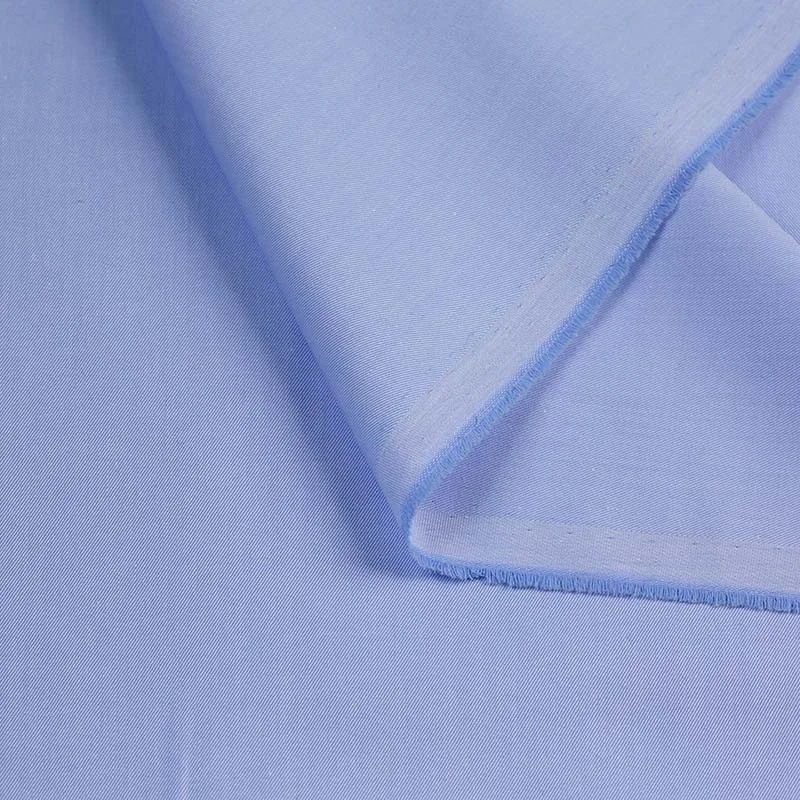 

Double Faced Twill Pattern Light Blue Color Yarn Dyed Polyester And Cotton Fabric For Men's Business Shirts And Garment With Iro