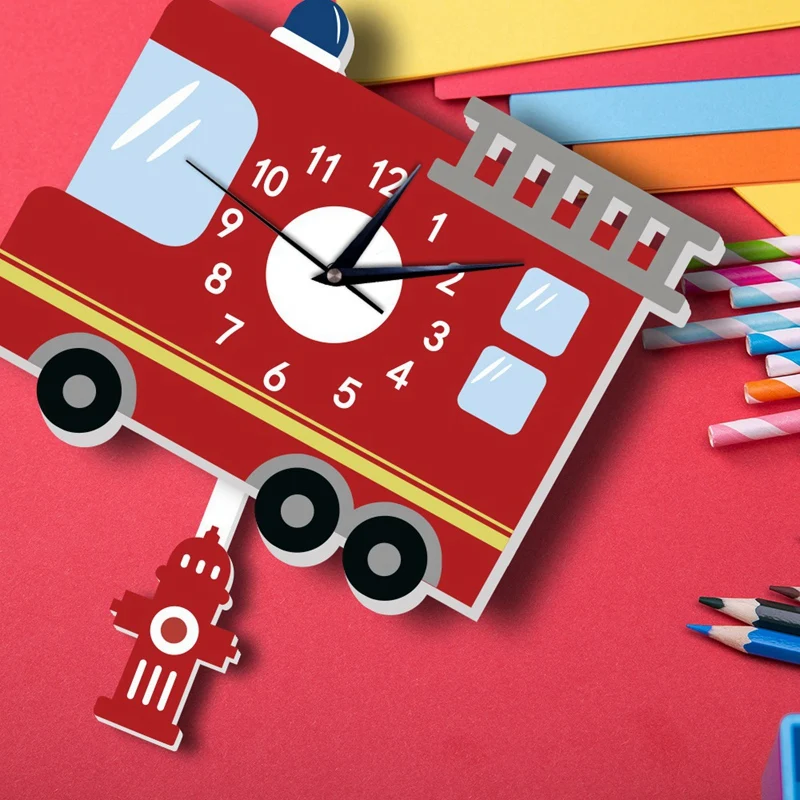 Настенные часы Пожарная машина с маятниковым бесшумным механизмом забавные