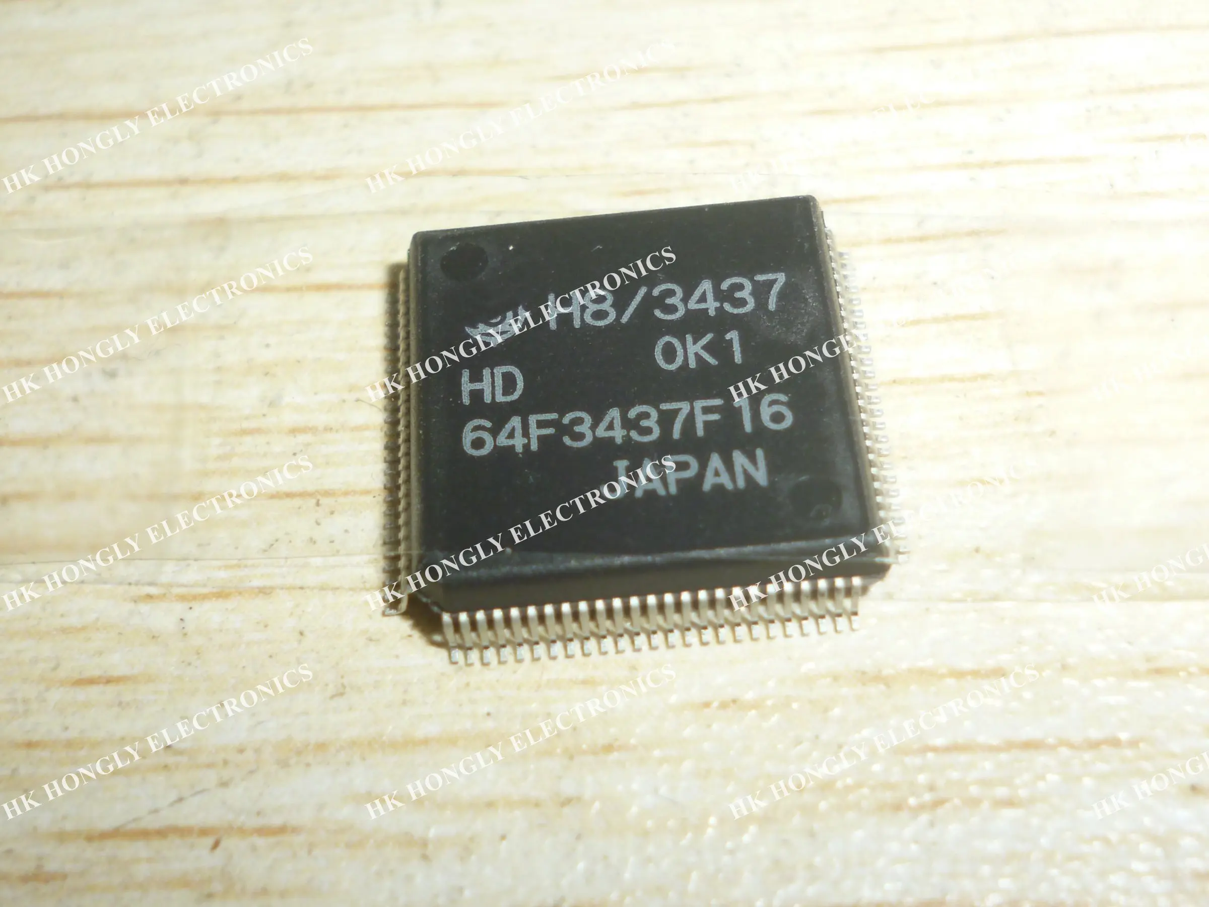 HD6433044F16 H8/3044 QFP HD64F3437F16 H8/3437