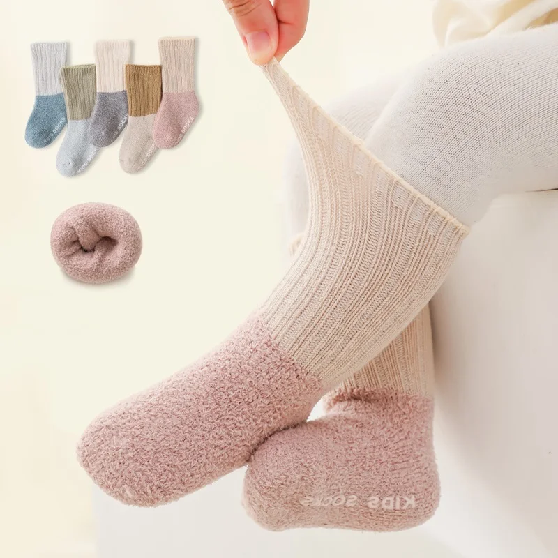 

1pair Coral Velvet Soft Baby Socks Autumn and Winter Non-Slip Glue Dispensing Boy Girls Floor Socks Newborn Tube Toddlers