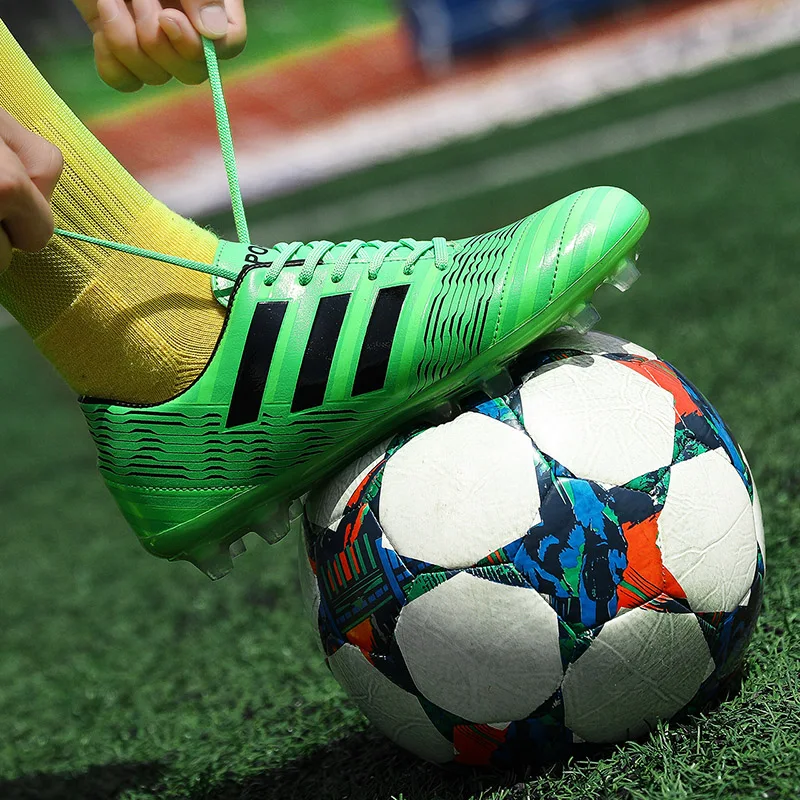 

2021 Boys Kids Football Boots FG Soccer Shoes for Children PU Leather Man Soccer Cleats Shoes Women Chaussures De Football Homme