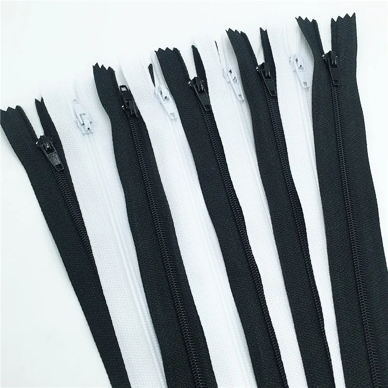 

CNCRAFT 50pcs Black White Nylon Coil Zippers Tailor Sewing Tools Garment Accessories 6Inch Free Shipping