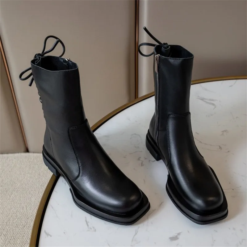 Harga Sepatu Bot Wanita Musim Dingin Sepatu Bot Kulit Sapi Sepatu Bot Sedang Dengan Sol Tebal Sepatu Bot Motor Hitam Hak Rendah Item No.6155