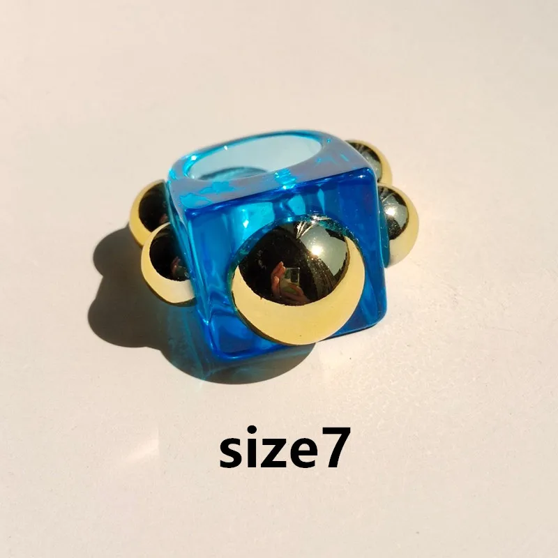 

HZ 2021 New Colorful Resin Square Rings Golden Bead Acrylic Fing Ring Shiny for Women Girls Party Travel Jewelry Gifts