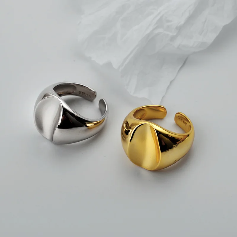 

Leouerry 925 Sterling Silver Dent Texture Rings for Women Elegant Minimalist Glossy Rings Female Luxury Designer Jewelry Gifts