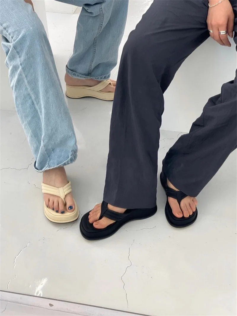 

2021 Women Sandals Women Summer Thick Bottom Slippers Ladies Summer Beach Flat Female Comfort Flip Flops Leisure Sandals