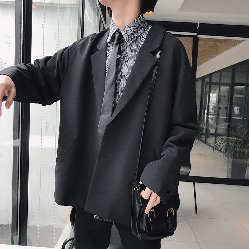 

Men's 2021 spring new fashion men's Blazer Korean solid color leisure suit loose jacket men's jacket
