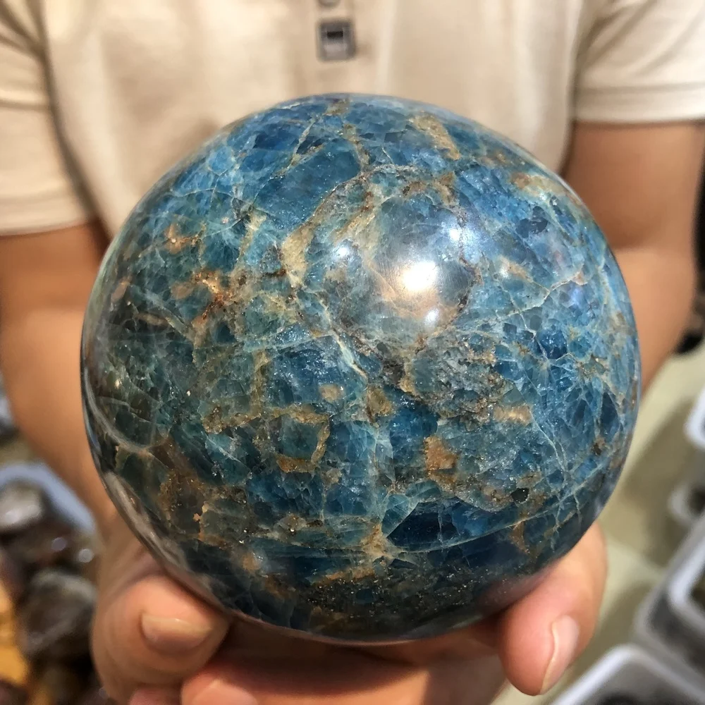 

Natural Apatite Quartz Sphere Crystal Ball Minerals Quartz Crystal Ball Healing Random 1pc