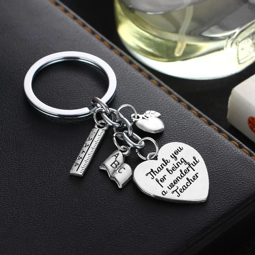 Брелок для ключей мужчин и женщин с благодарностью за прекрасное обучение |