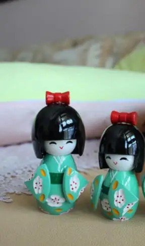 2 шт. Новые милые ручной работы восточные японские темно-красные куклы Кокеши на деревянной подставке.