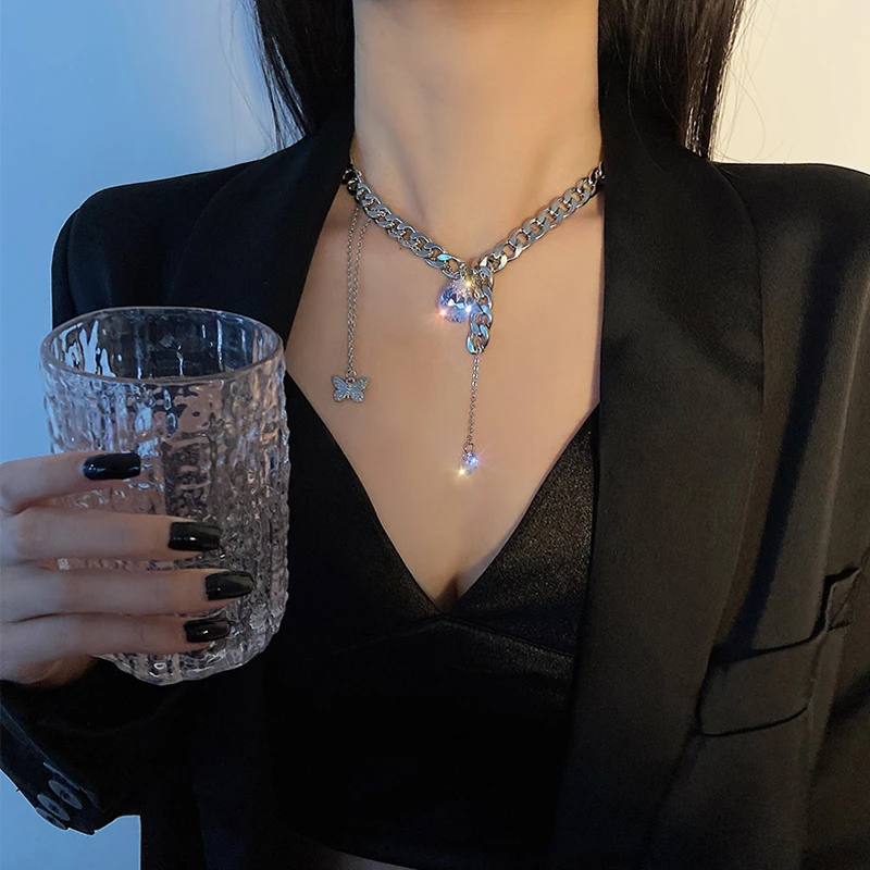 Новинка 2021 женская большая декоративная цепочка до ключиц с бабочкой холодный