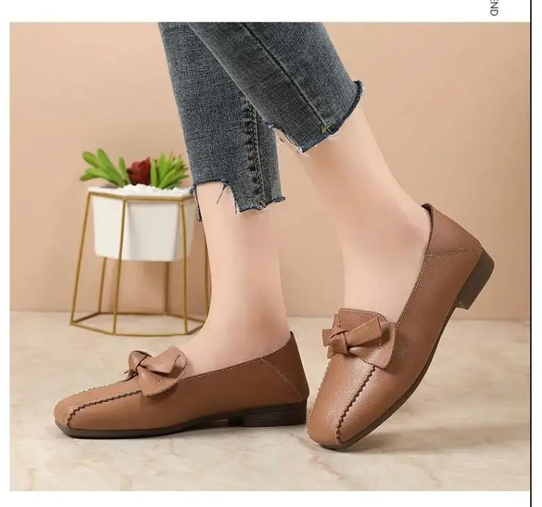 2021 new spring and autumn mother shoes soft bottom flat bottom comfortable bowknot tendon bottom single shoes female peas shoes
