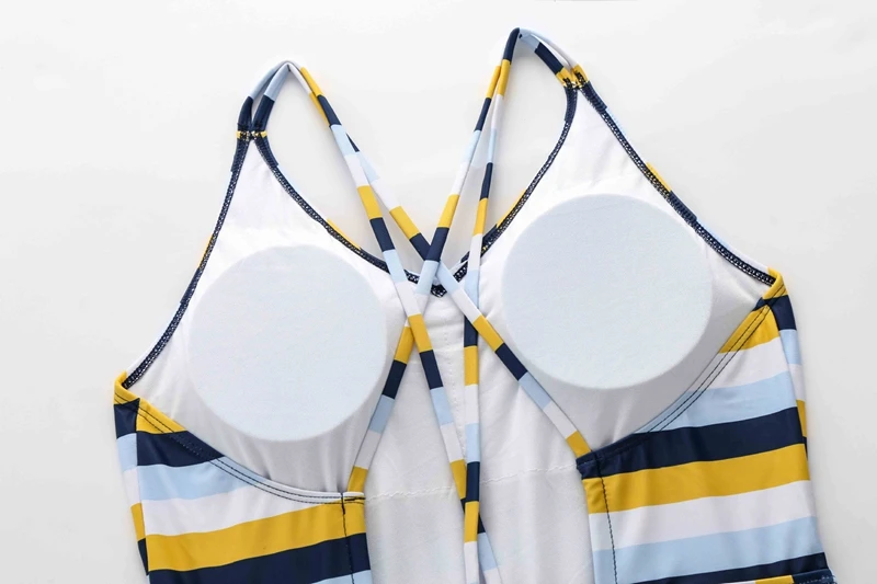 

XL-4XL Plus Size Striped One Piece Swimsuit Women Crisscross Bandage Swimwear High Cut Bathing Suit Sexy Swimsuit Female 2020