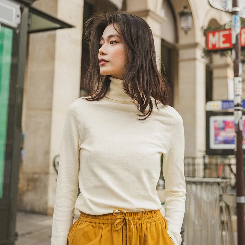 Свитер женский осенне-зимний с воротником-стойкой