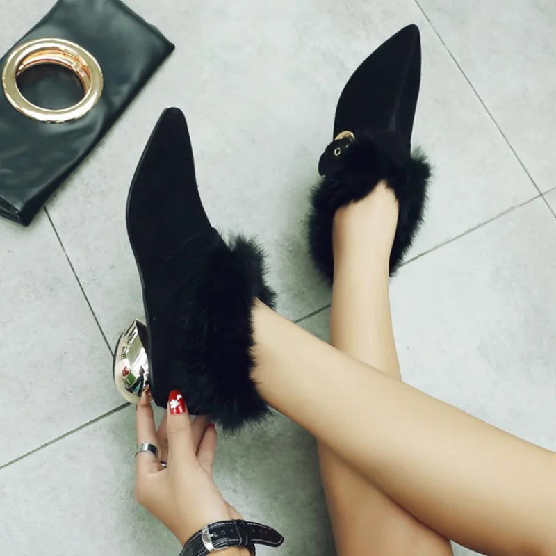Тонкие Туфли с глубоким носком Новинка сезон осень-зима женская обувь на меху