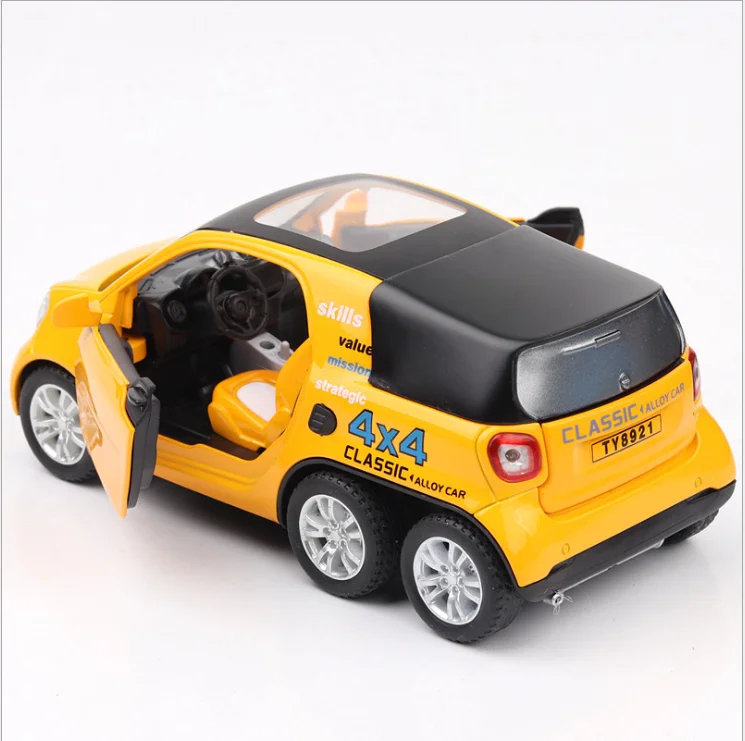 

1: 32 Smart Car Model Pickup Alloy Car Model Return Force Car Sound And Light Open Door Boy's Birthday Christmas Gift Yellow
