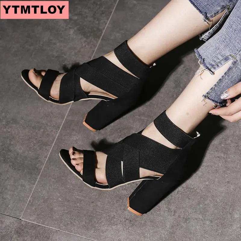 2019 дамские летние полые искусственная кожа стразы на толстом каблуке застежке