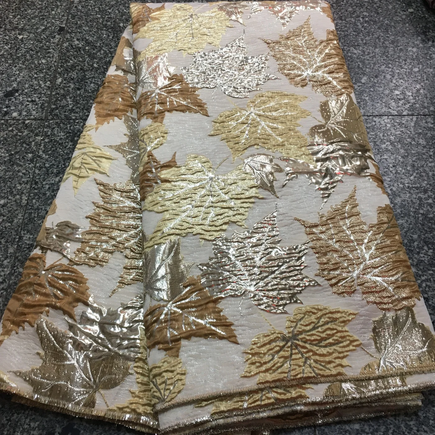 Новинка 2020 африканская кружевная ткань высокое качество листья парча для