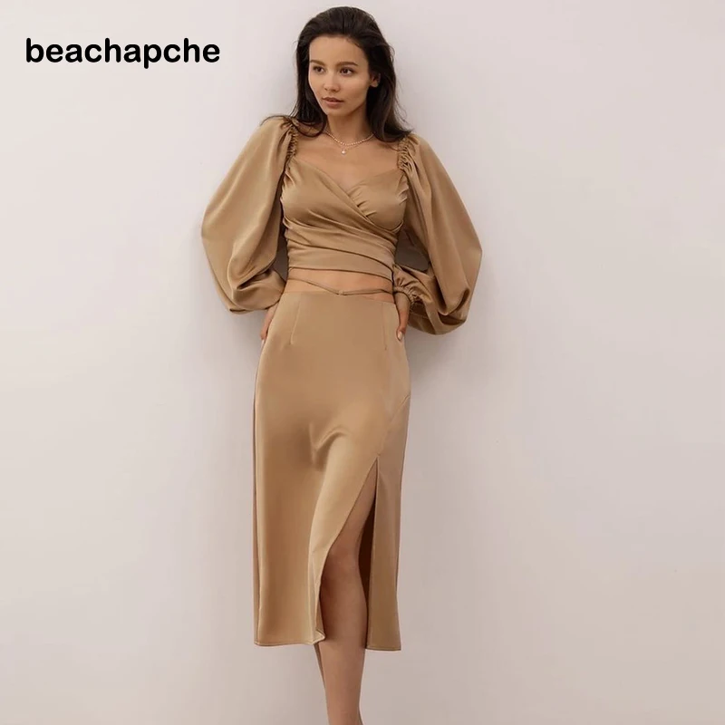 

Пляжный женский элегантный атласный комплект из 2 предметов, укороченный топ с рукавами-фонариками, V-образным вырезом и юбка миди с высоким разрезом, наряд для вечеринки