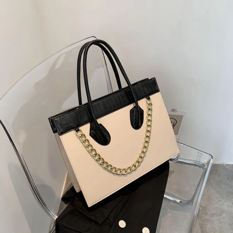 Женская сумка контрастных цветов вместительная 2022 Модная стильная