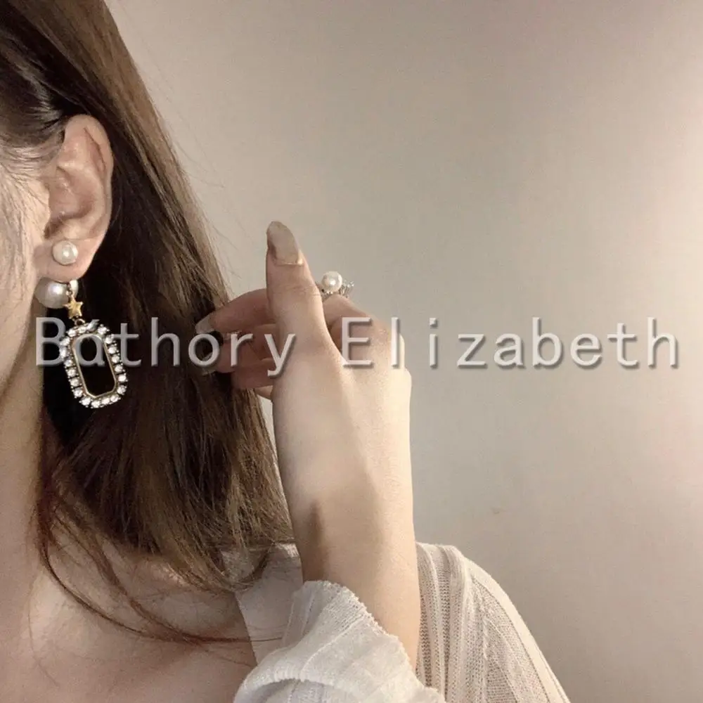

Bthory Elizabeth 2020 New fashion pearl letter square rhinestone earrings, a multi-wear earrings pendant earrings for women