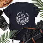 Футболка женская графическая, стильная рубашка для кемпинга с надписью Adventure Is call And I Must Go, Забавный летний топ для отдыха на открытом воздухе