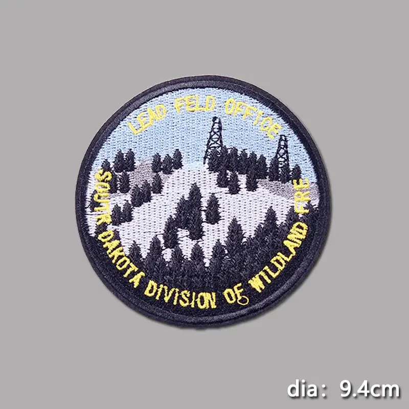 PE4382CT Круглая нашивка для диких походов, путешествий, нашивки с вышивкой для одежды, шляпы ковбоя, тканевые декоративные нашивки с утюгом на одежде, аппликации DII - Цвет: PE4382CT