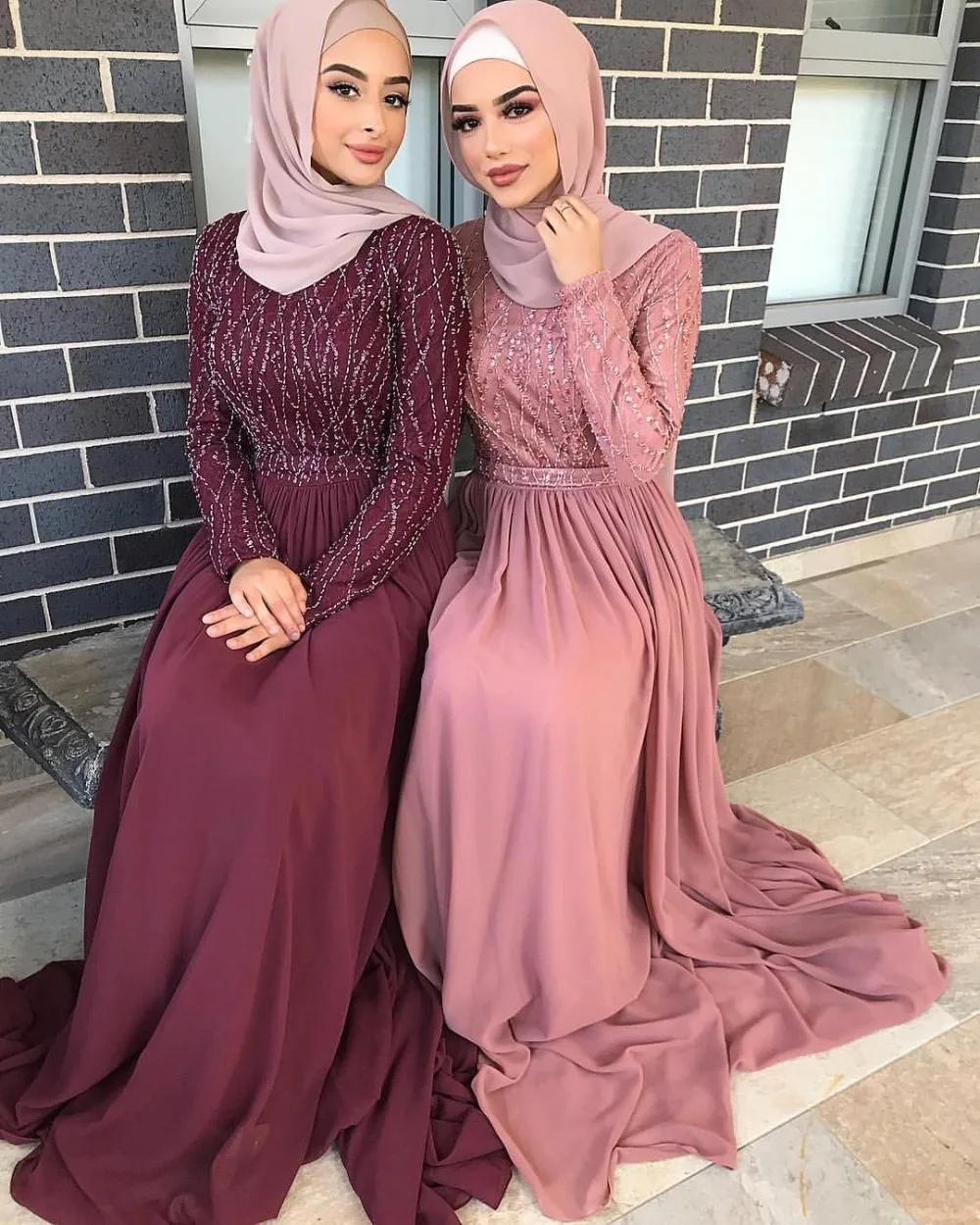 

Muslim Evening Dresses Long Sleeve Jewel A Line Sweep Train Major Beading Women Formal Prom Party Gowns