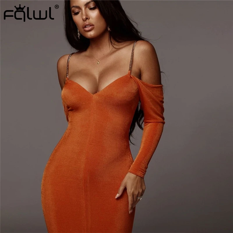 Женское облегающее платье на тонких бретелях FQLWL черное бархатное макси с