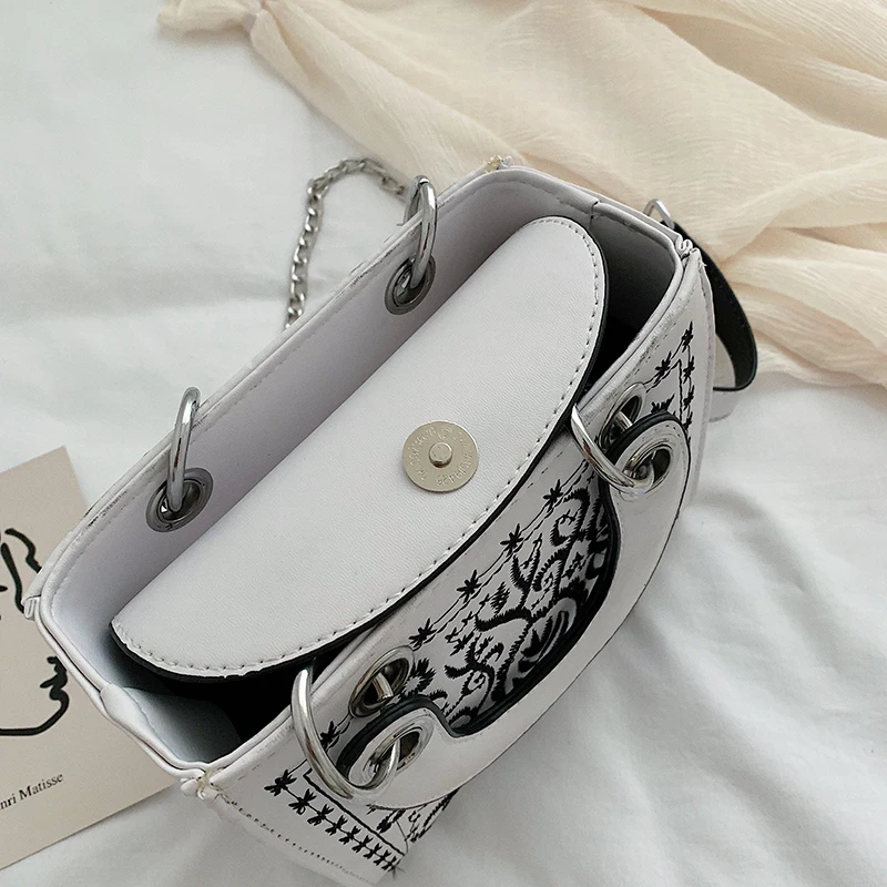 Женская сумка с вышивкой из высококачественной ПУ кожи вместительная на плечо