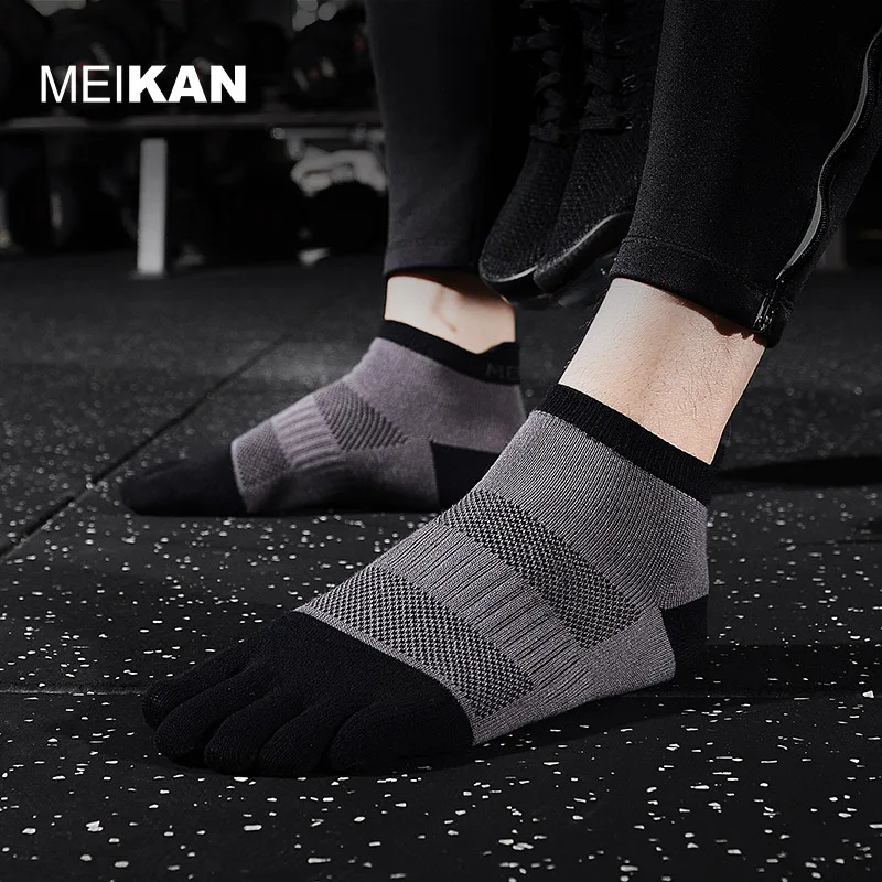 Men's and Women's Cotton 3 Pairs Per Set Breathable and Five-toed Socks Split Toe Socks Short Tube Five-toed Sports Yoga Socks