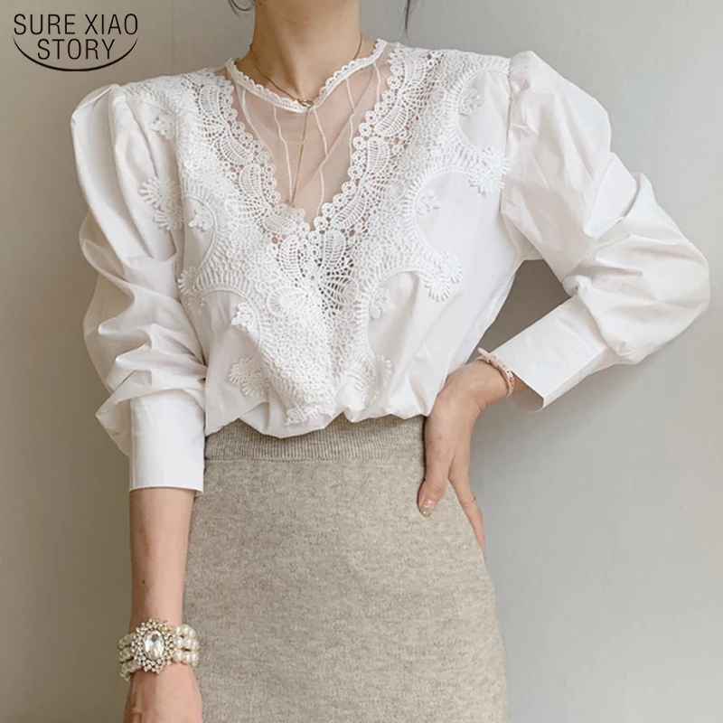 

Office Lady O Neck Shirts Female Korea Hollow Out Women Blouse with Lace White Black Long Sleeve Women Blouse and Tops 12622