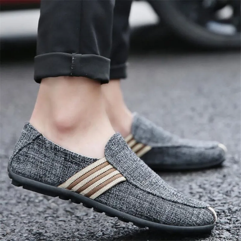 

2021 new breathable trend peas mens shoes running a pedal lazy fashion casual sneakers men's platform running men's loafers