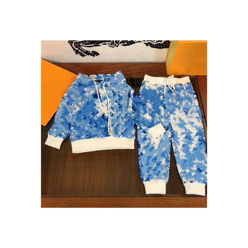 

Designer children's clothing 2021 early autumn boys new products classic printed casual hooded sweater set