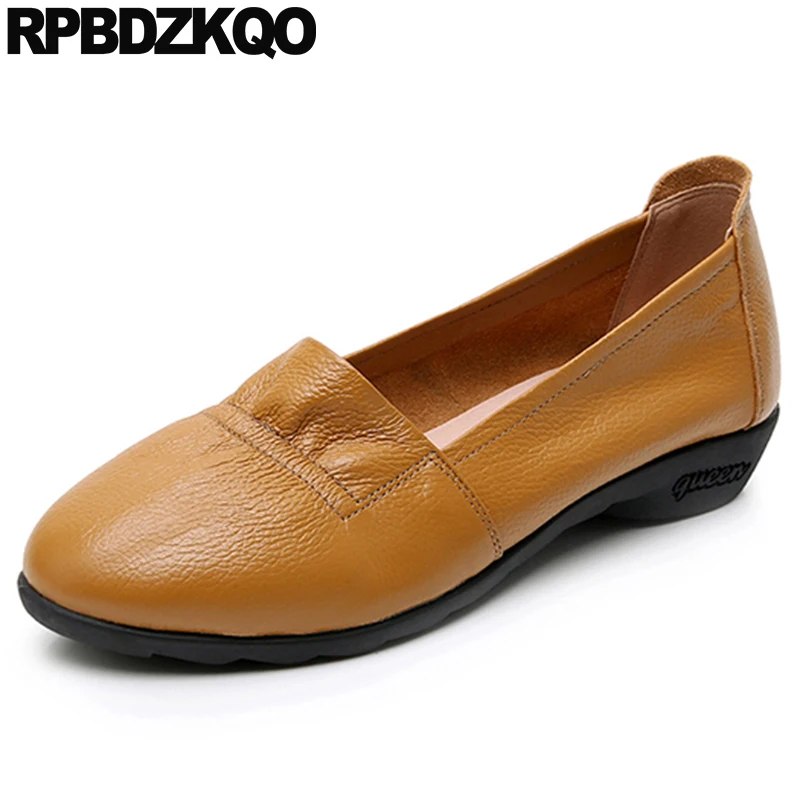 Large Size Hollow Out Grey Breathable Women Slip On Sandals Work Soft Round Toe Flats Yellow Designer Traditional Chinese Shoes | Обувь