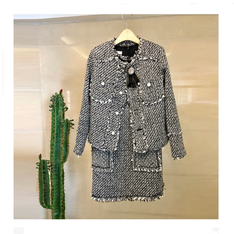 Женское шерстяное пальто стильное модное однобортное твидовое с бахромой