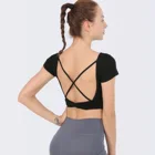 Сексуальная красивая спортивная рубашка на спине, Женская дышащая быстросохнущая рубашка с коротким рукавом для тренировок в тренажерном зале и йоги, укороченный топ