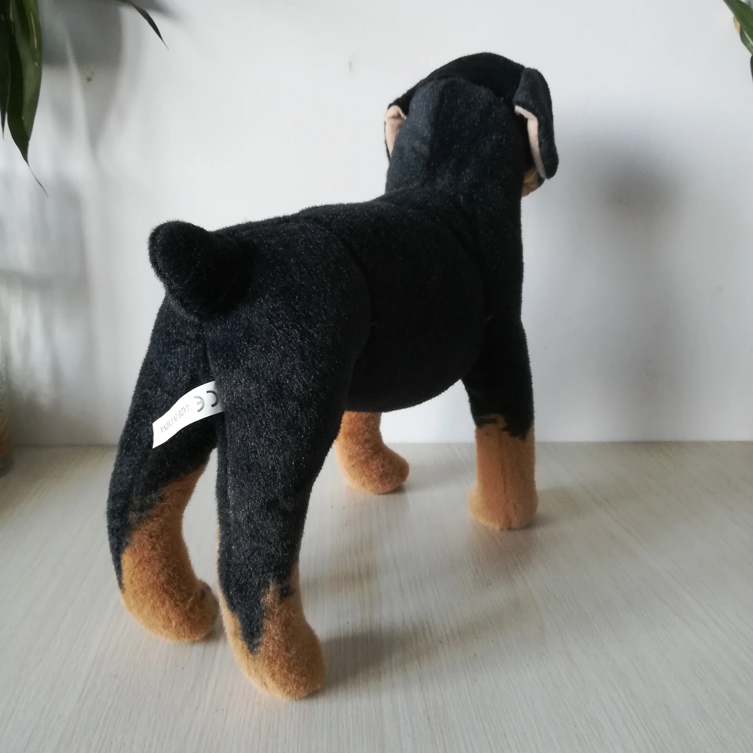 Игрушка Ротвейлер большой 38x35 см стоящая собака плюшевая игрушка подарок на день