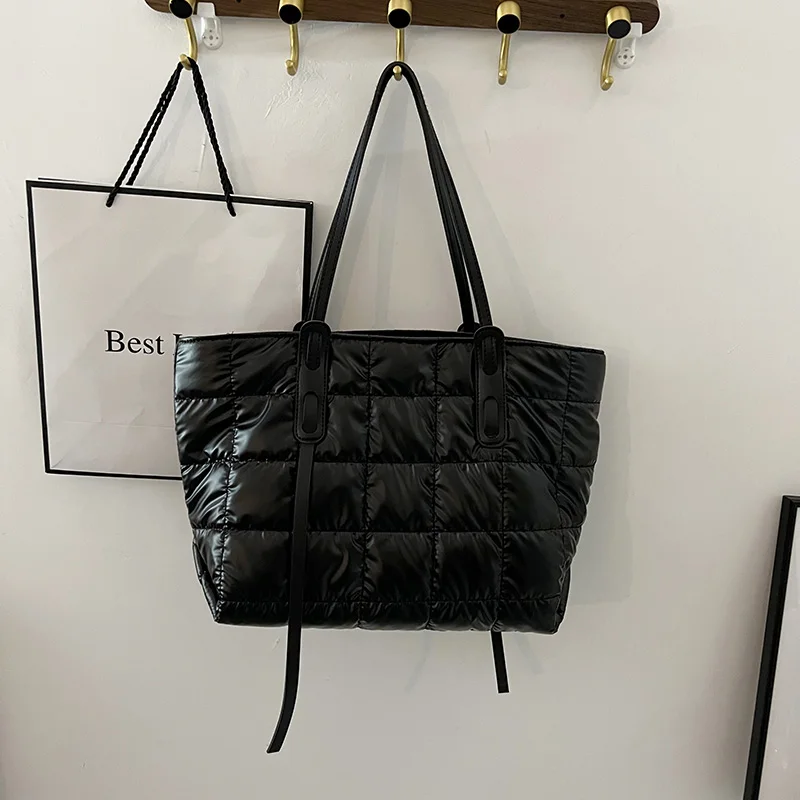 

Модные женские трендовые сумки, вместительная Хлопковая сумка на плечо, зимняя новая женская сумка-тоут, роскошный брендовый кошелек для те...